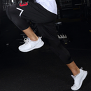 gid://shopify/MediaImage/33701396578544