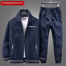 Lightweight Men’s Camo Cargo Suit – Anti-Dirt & Durable Design